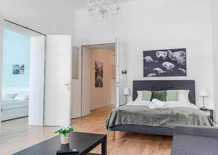 Modern 2Br Apt. Perfect For Long And Short Stays